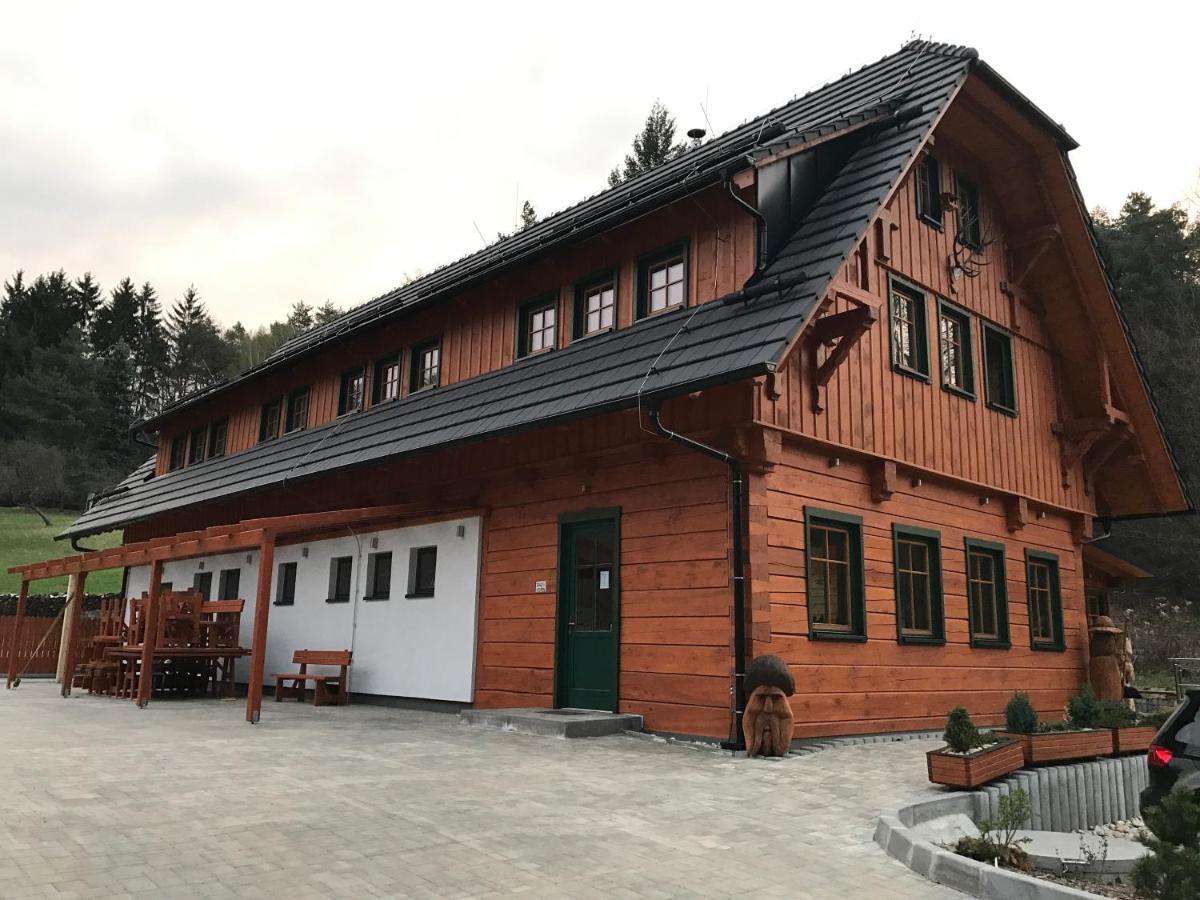 Kamenacka Myslivna Hotel Moravany  Eksteriør billede
