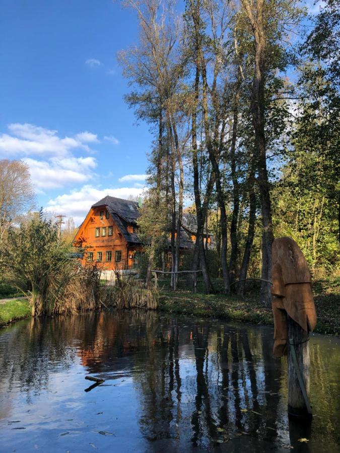 Kamenacka Myslivna Hotel Moravany  Eksteriør billede