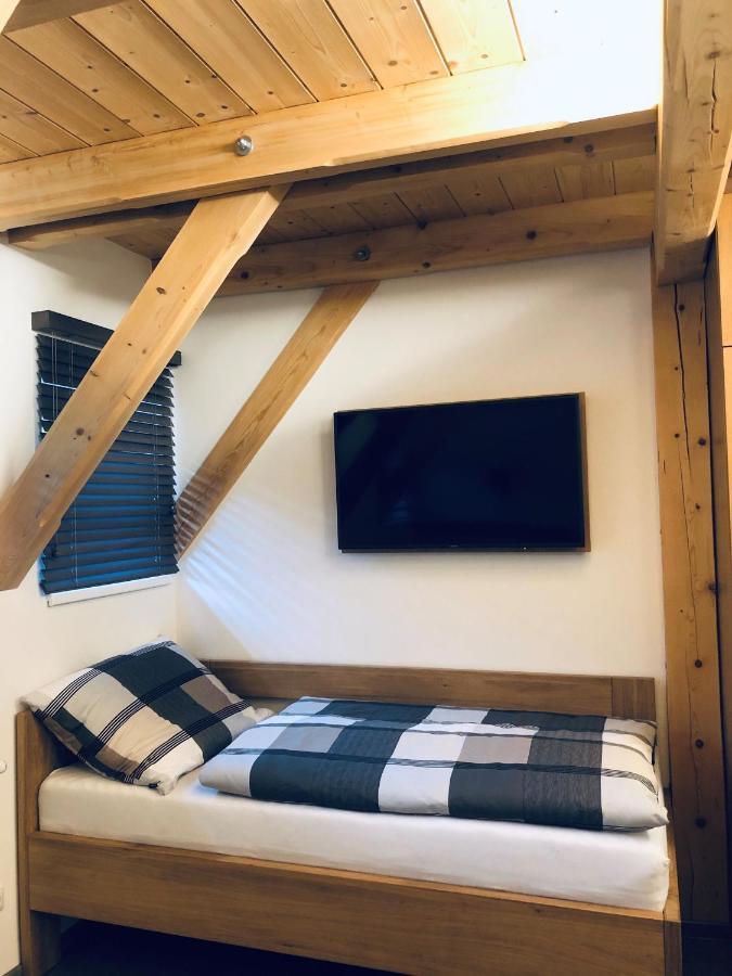Kamenacka Myslivna Hotel Moravany  Eksteriør billede