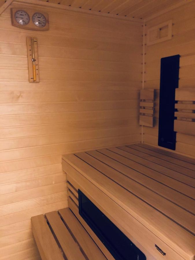 Kamenacka Myslivna Hotel Moravany  Eksteriør billede